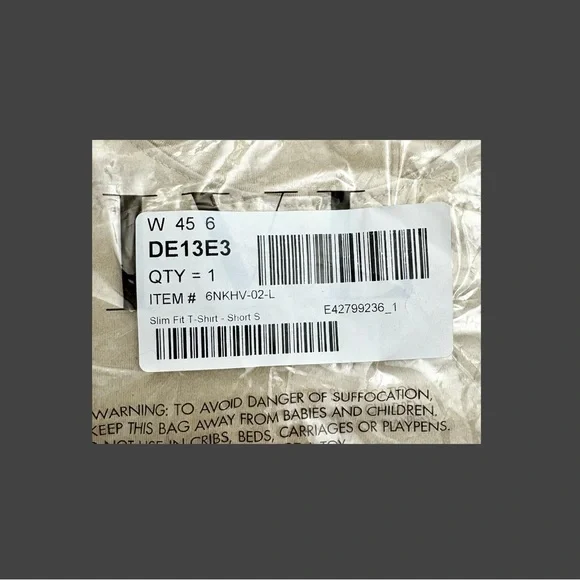 IVL Women’s Slim Fit Beige Minimalist Short Sleeve T-Shirt Sz L - Picture 12 of 16